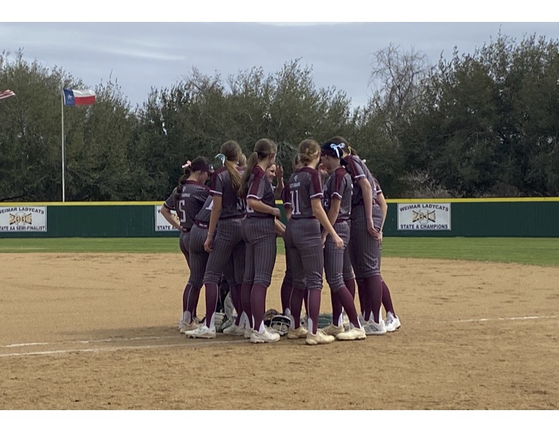 The Lady Brahmas break out at first.